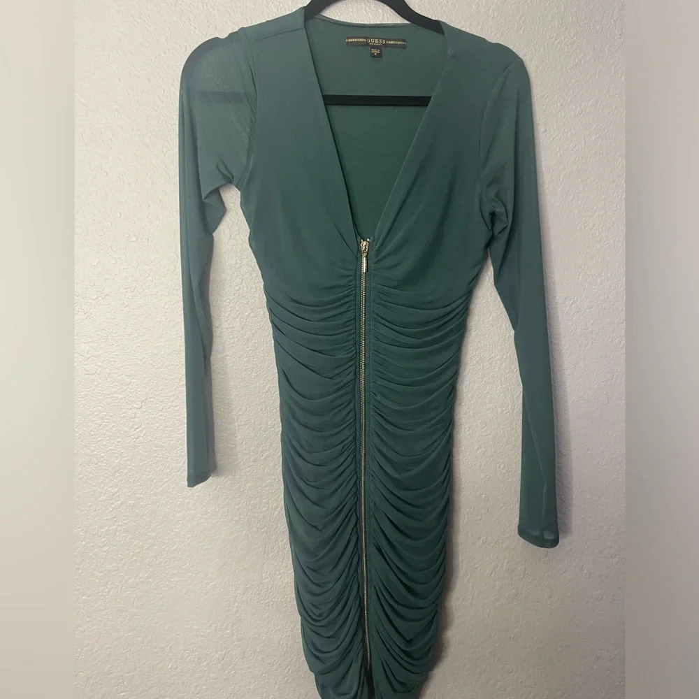 Guess dress size M